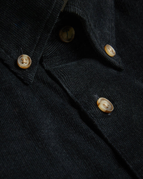 LECCO-Shirts-Level up your shirt drawer with this staple shirt. Crafted for comfort and style, LECCO features long sleeves, a classic collar, and a convenient chest pocket. Button up shirt Long sleeves Classic collar Chest pocket Button fastening Regular fit- Ted Baker Romania